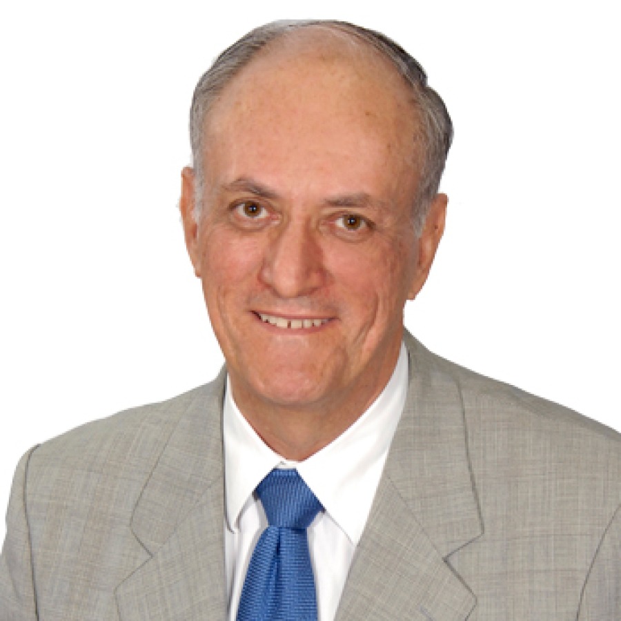de Alba, Eduardo